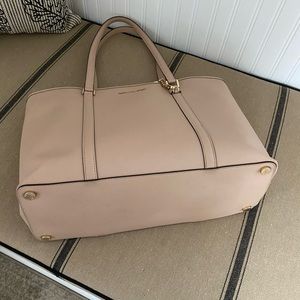 Michale Kors light pink  tote